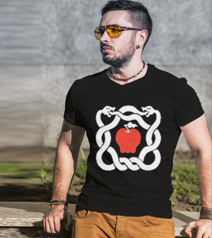 Msg Snake Dom Dolla Red Apple White Snakes T-Shirt