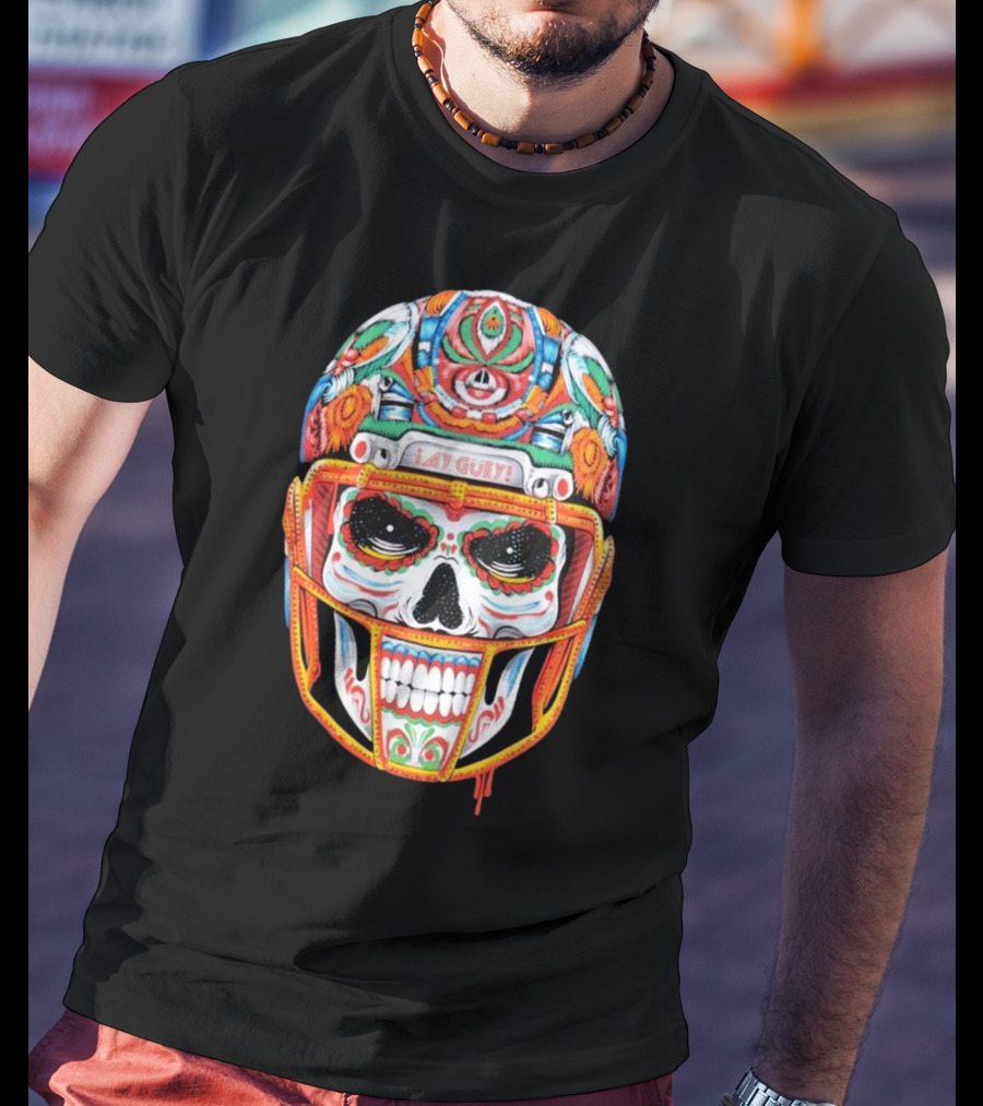 Primera De 10 ¡Ay Güey! Colorful Skull Football Helmet T-Shirt
