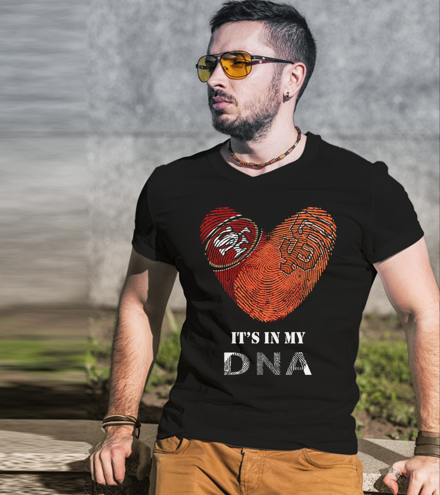 49ers Giants Heart Fingerprint DNA T-Shirt