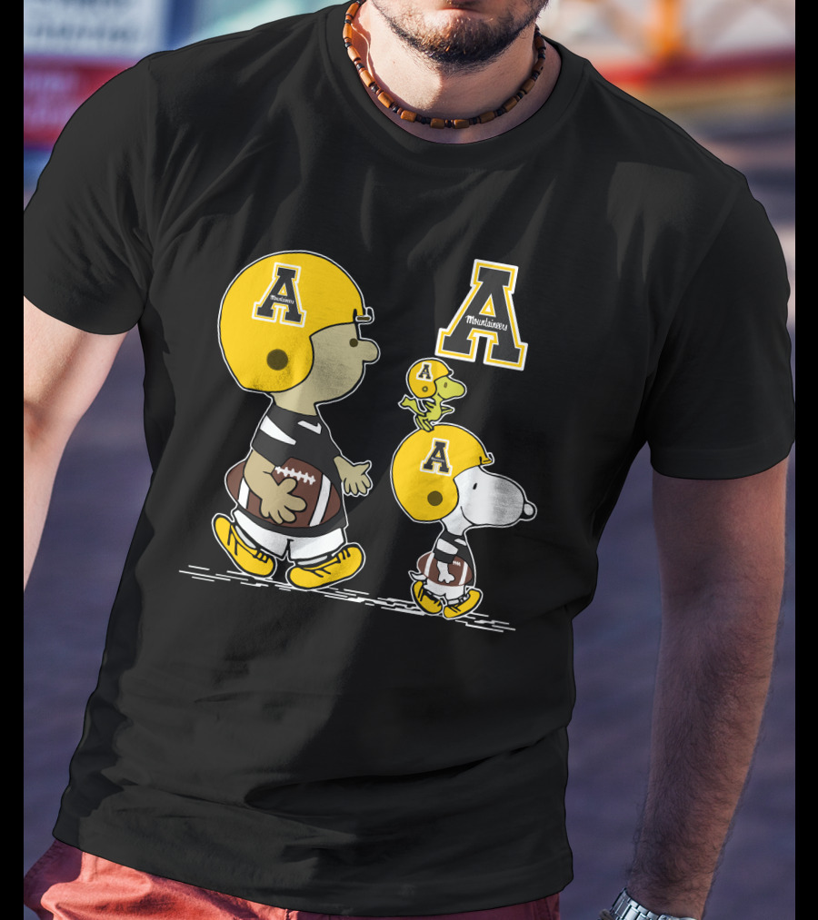 Appalachian State Mountaineers Snoopy And Woodstock Football Helmet T-Shirt