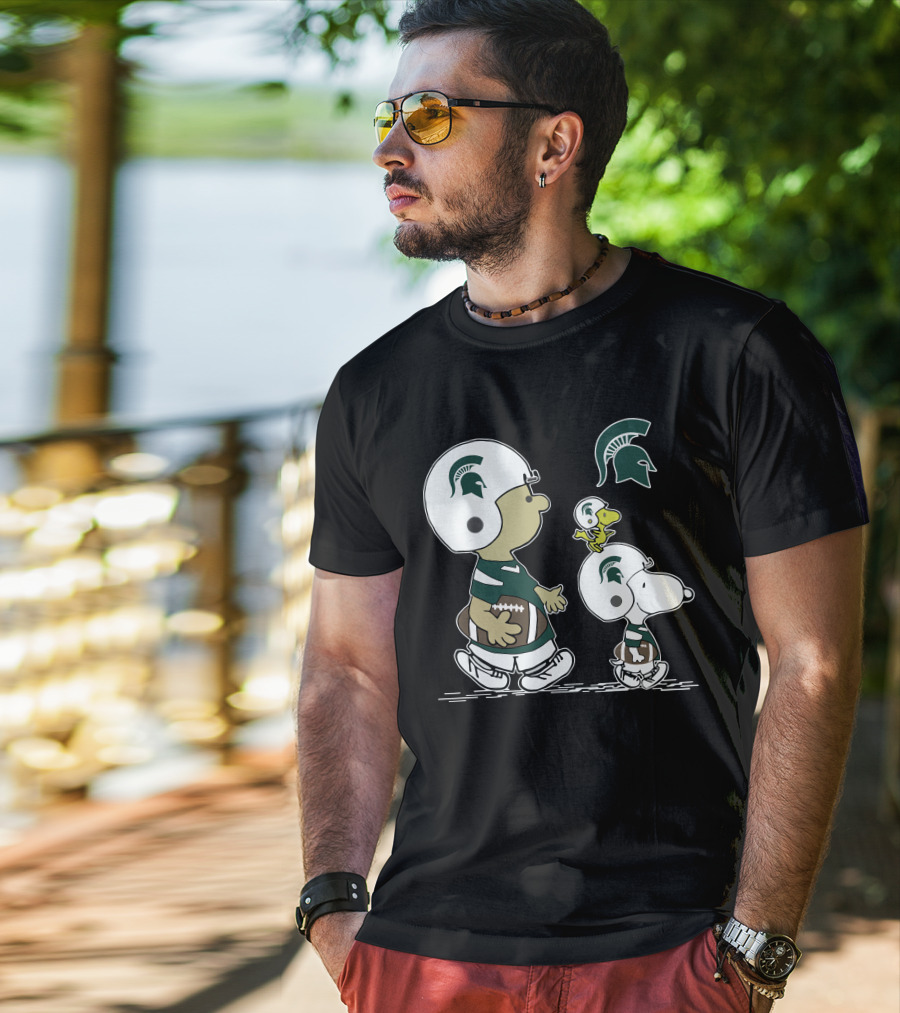Michigan Spartans Snoopy Woodstock Football Helmet Logo Peanuts T-Shirt