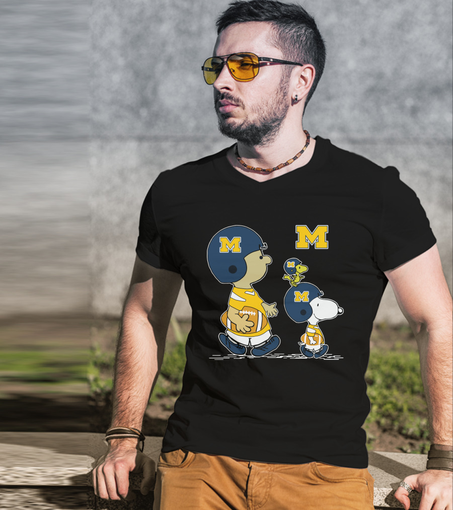 Michigan Wolverines Snoopy And Woodstock Football Helmets T-Shirt