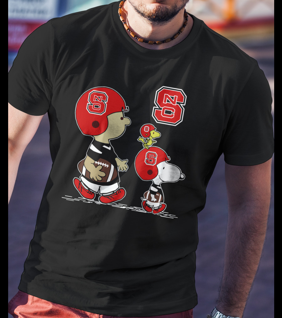 NC State Wolfpack Snoopy Football Helmet Peanuts Characters T-Shirt