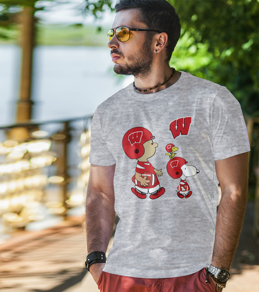 Wisconsin Badgers Snoopy Football Helmet Peanuts Characters Walking Together T-Shirt