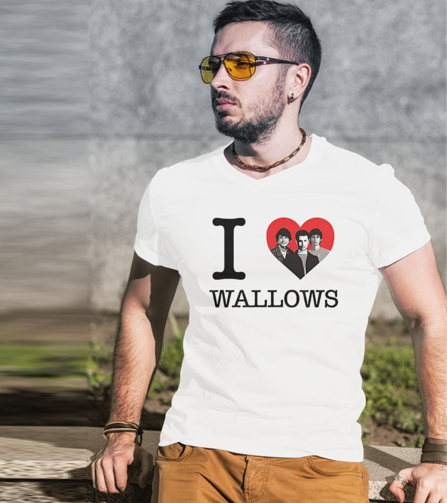 I Love Wallows Band Trio Red Heart T-Shirt