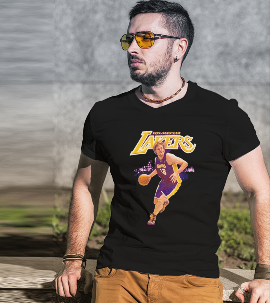 Los Angeles Lakers Pau Gasol Basketball Player 16 NBA Career T-Shirt