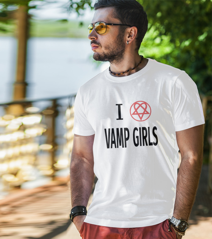 I Heartagram Vamp Girls T-Shirt
