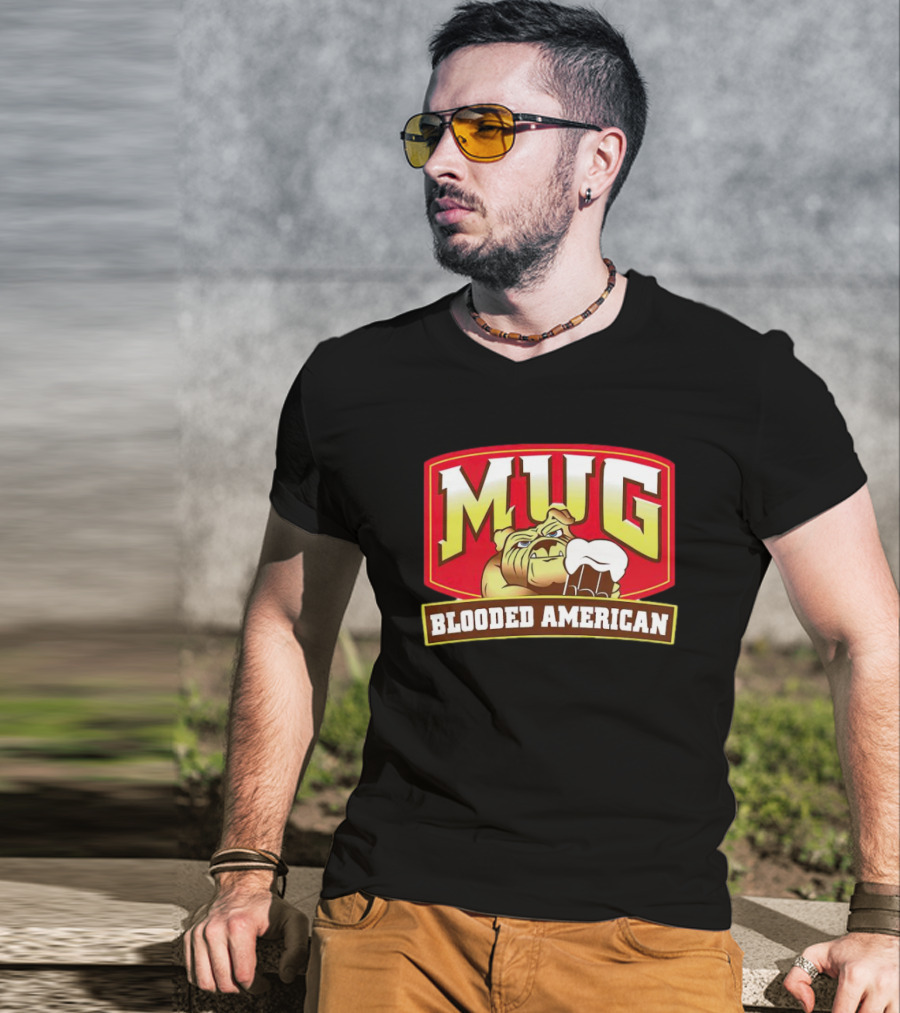 Mug Blooded American Bulldog Holding Beer Mug T-Shirt