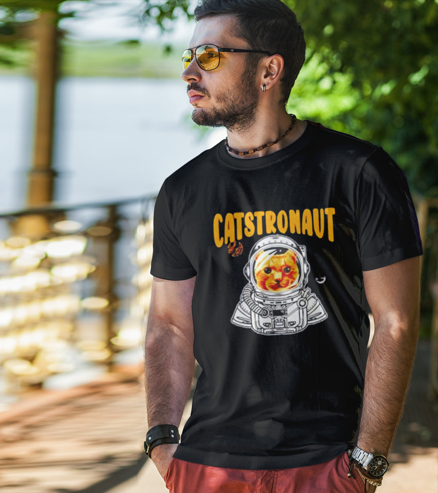 Catstronaut Funny Space Cat In Astronaut Suit T-Shirt