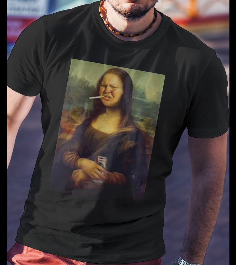 Tammy Mona Lisa Smoking Cigarette Holding Beer Can T-Shirt