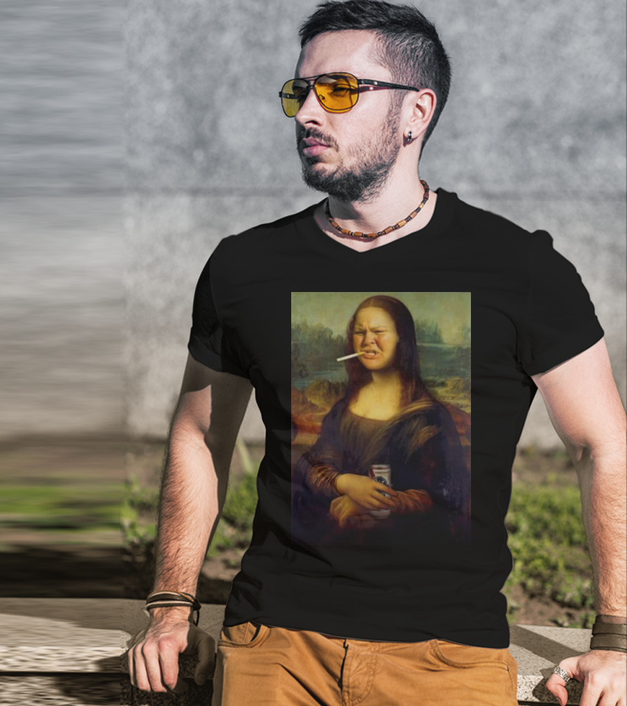 Tammy Mona Lisa Smoking Cigarette Holding Beer Can T-Shirt