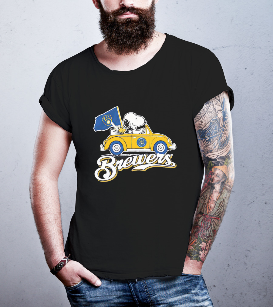 Snoopy And Woodstock Driving Car With Brewers Flag T-Shirt