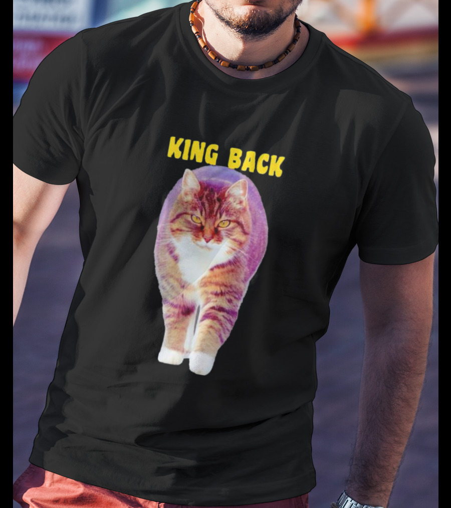 KING BACK Cat Image T-Shirt