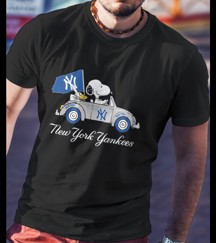 Snoopy And Woodstock Driving Car With New York Yankees Flag T-Shirt