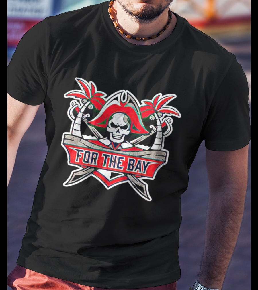Tampa Bay Buccaneers For The Bay Palm Skull и Swords T-Shirt
