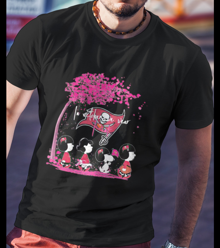 Tampa Bay Buccaneers Peanuts Characters In October We Wear Pink Breast Cancer Awareness T-Shirt
