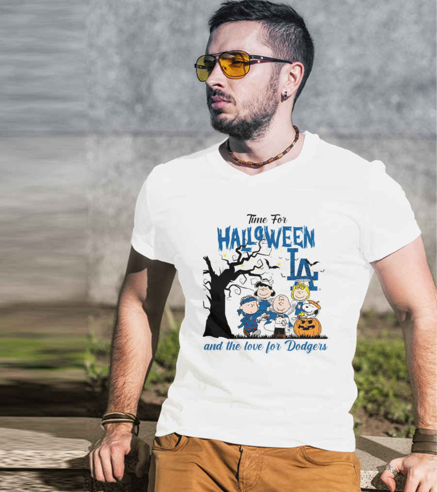 Time For Halloween LA And The Love For Dodgers Peanuts Characters T-Shirt