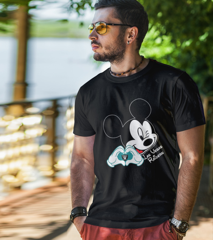Mickey Mouse Heart Las Vegas Raiders NFL Team T-Shirt