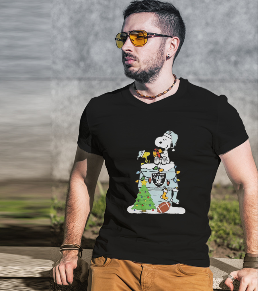 Raiders Snoopy Christmas With Doghouse Lights And Football T-Shirt