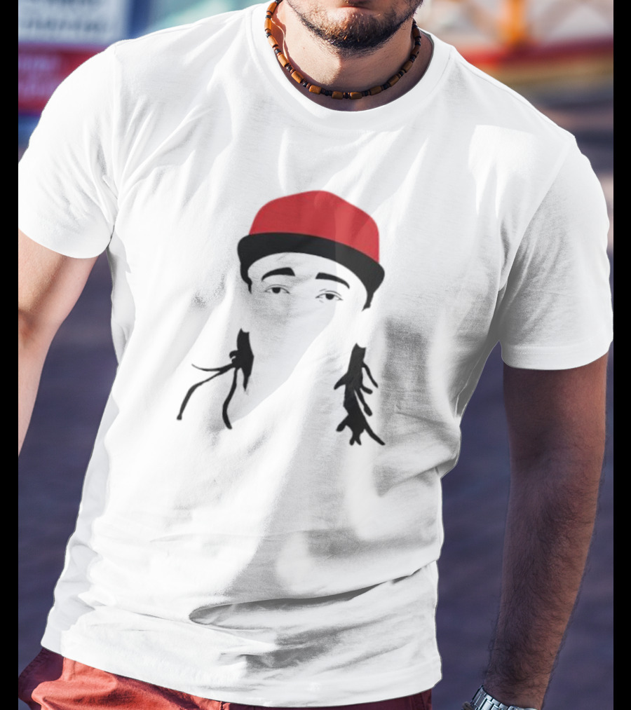 Elly Cartoon Chain Red Cap T-Shirt
