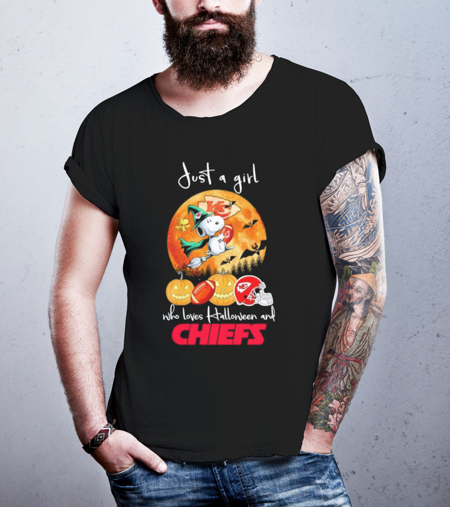 Just A Girl Who Loves Halloween And Chiefs Snoopy Witch T-Shirt