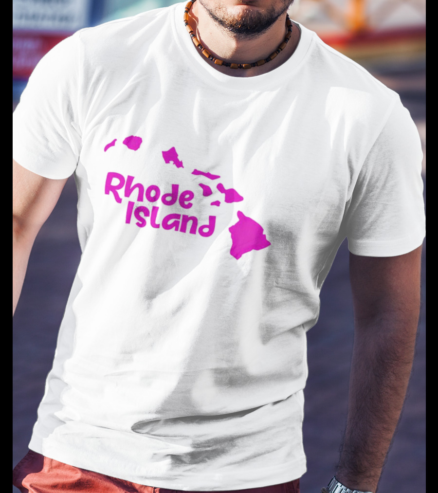Rhode Island Hawaii Islands Silhouette Pink T-Shirt