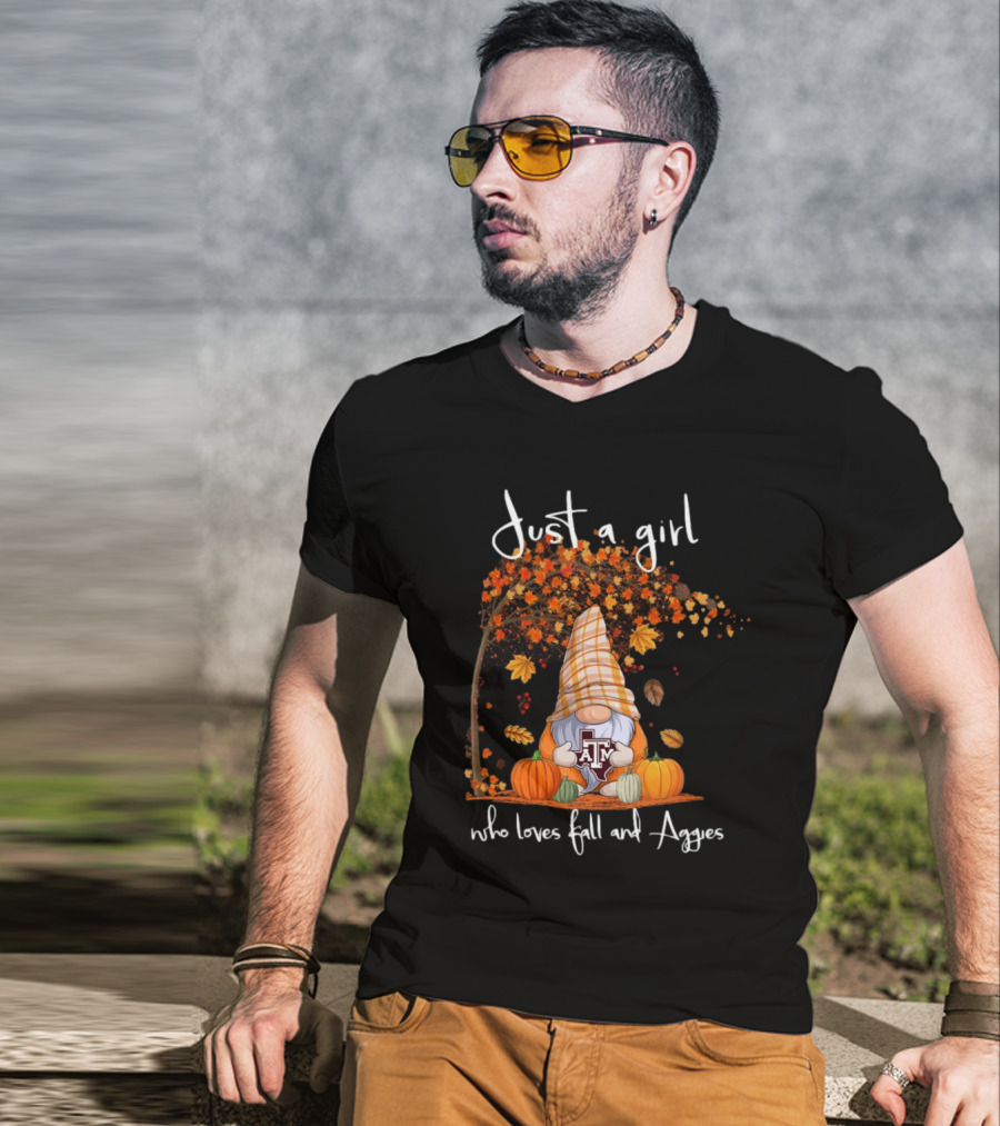 Just A Girl Who Loves Fall And Texas A&M Aggies Gnome T-Shirt
