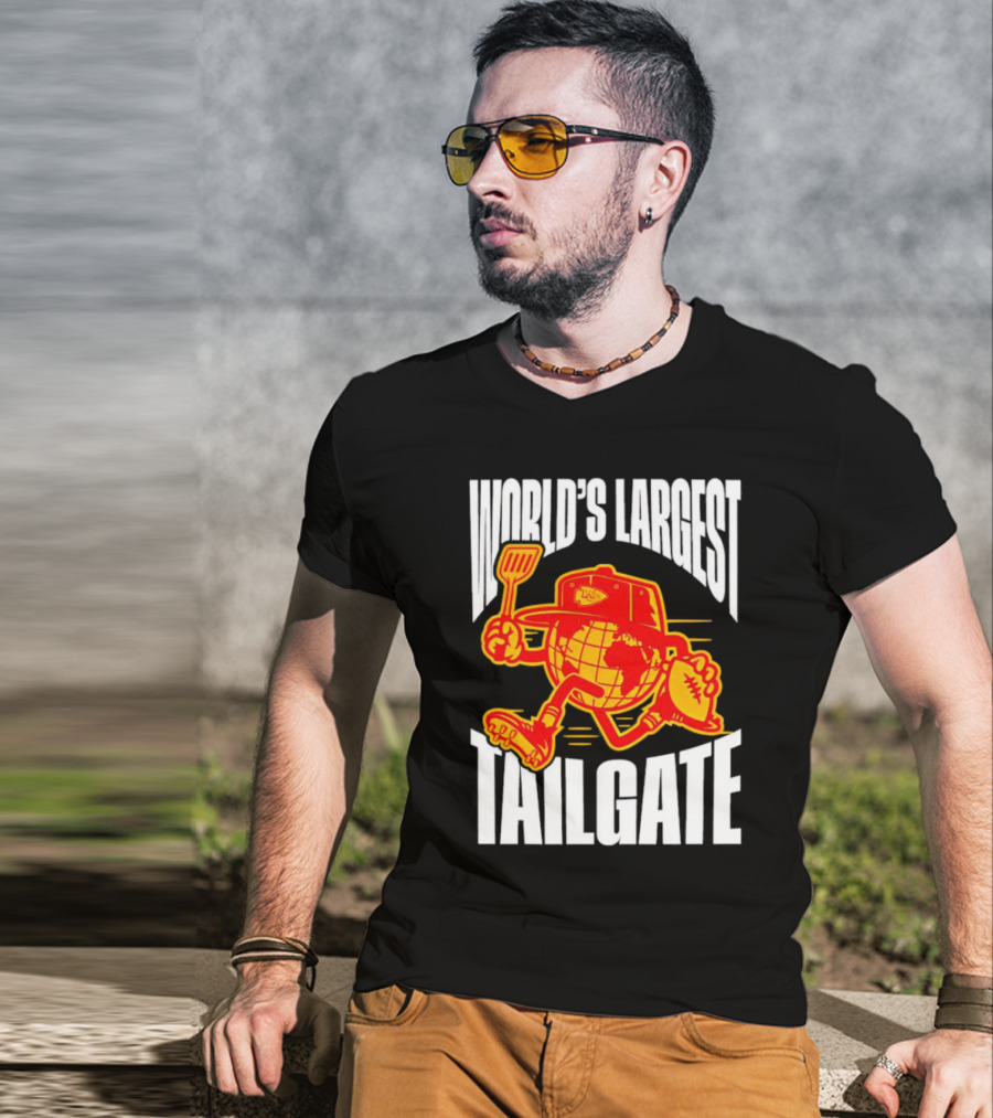 Kansas City Chiefs World's Largest Tailgate Football Grilling T-Shirt