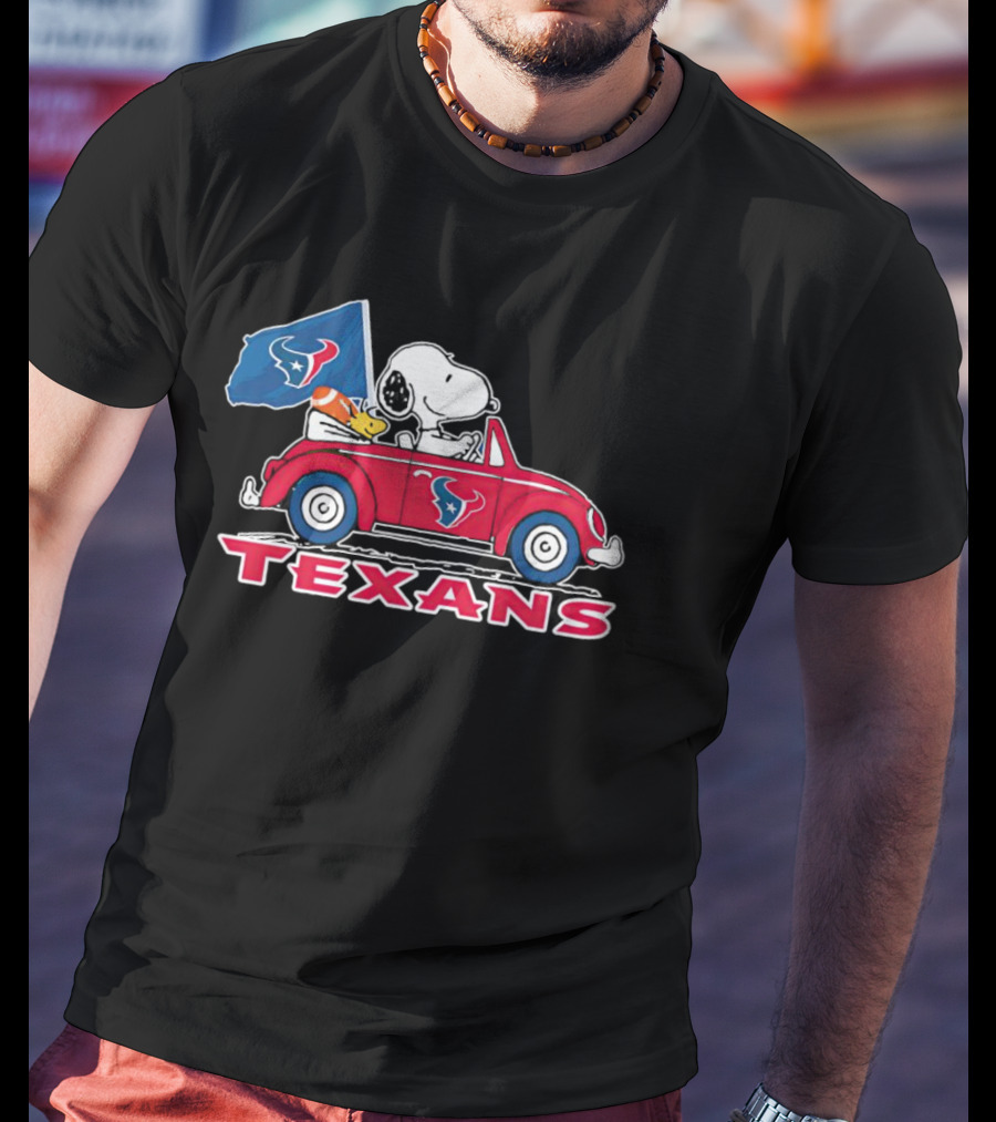 Snoopy And Woodstock Driving Car Texans Flag T-Shirt