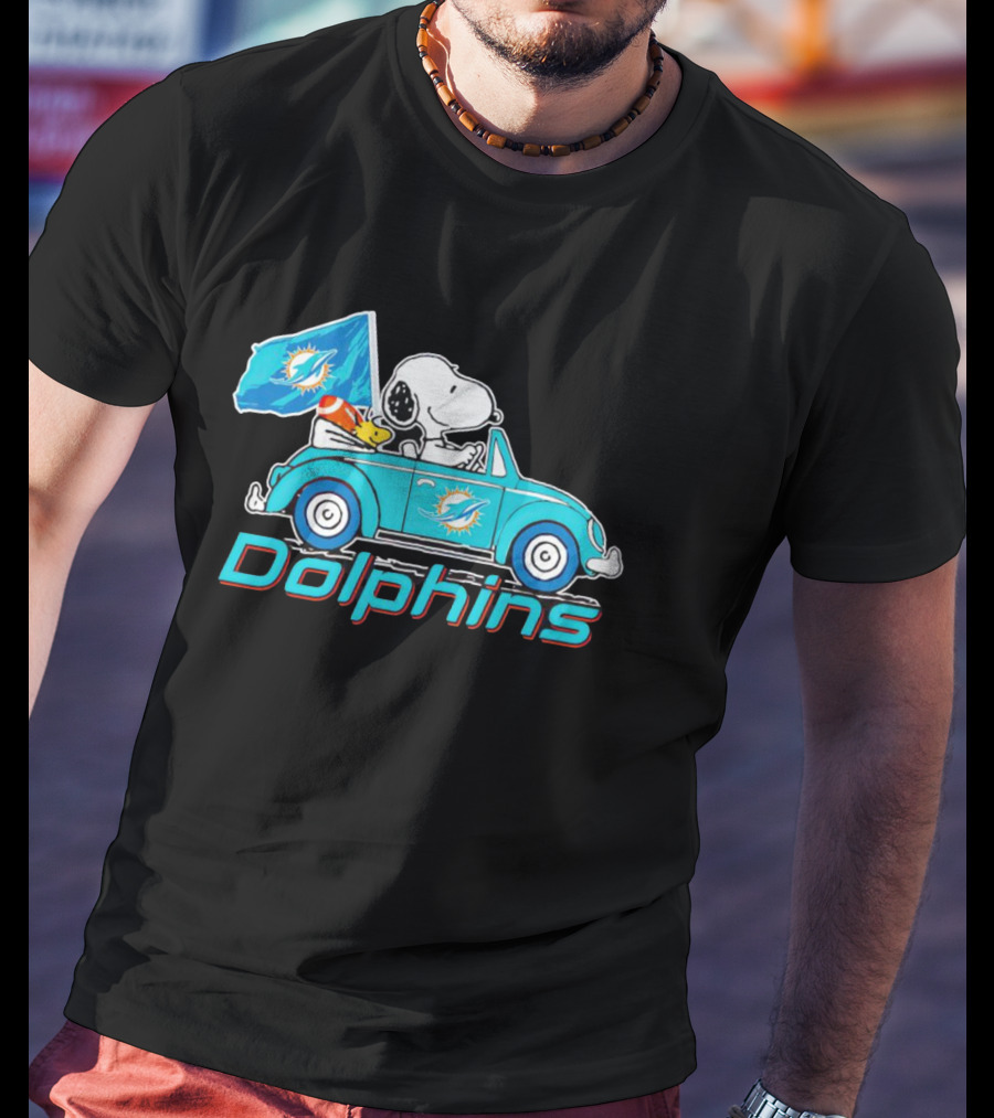 Snoopy And Woodstock Driving Car Miami Dolphins Flag T-Shirt