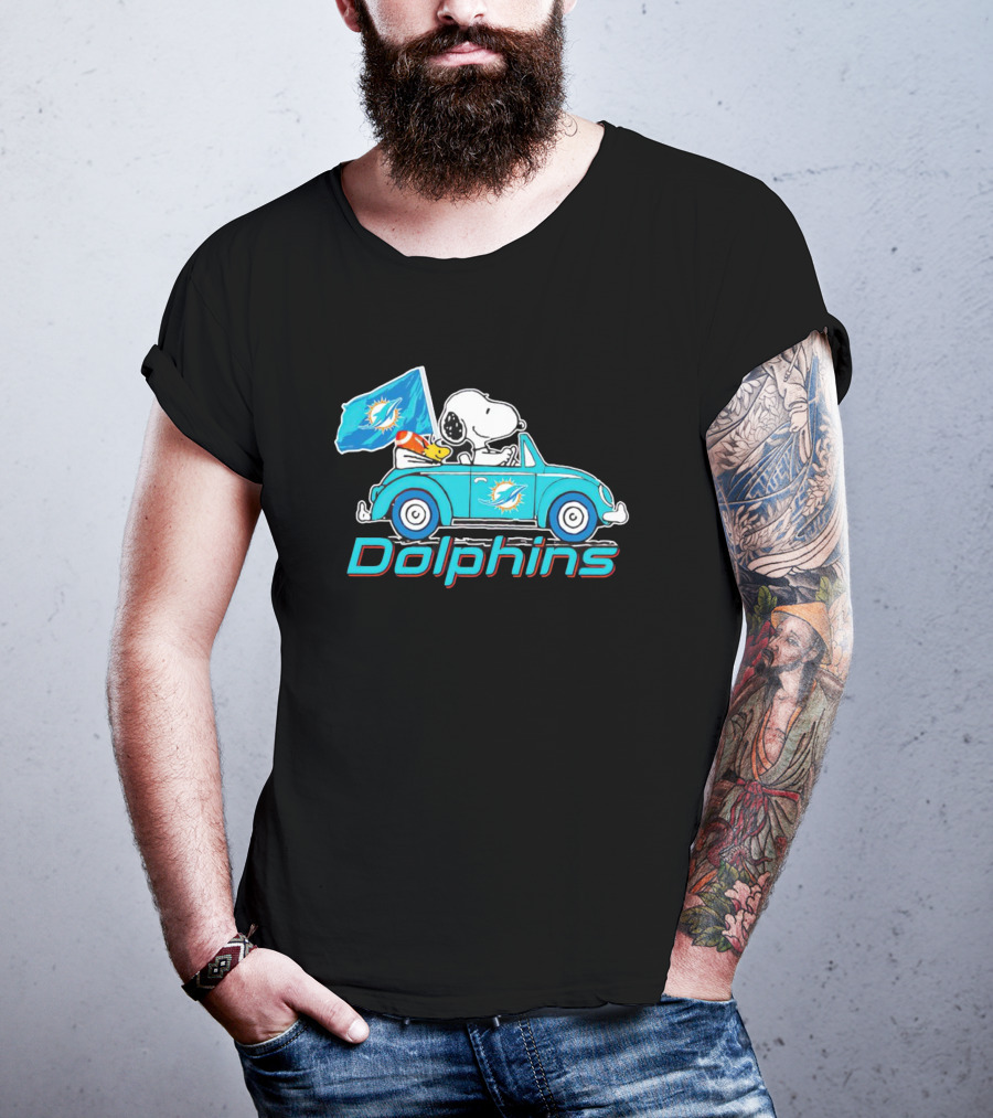 Snoopy And Woodstock Driving Car Miami Dolphins Flag T-Shirt