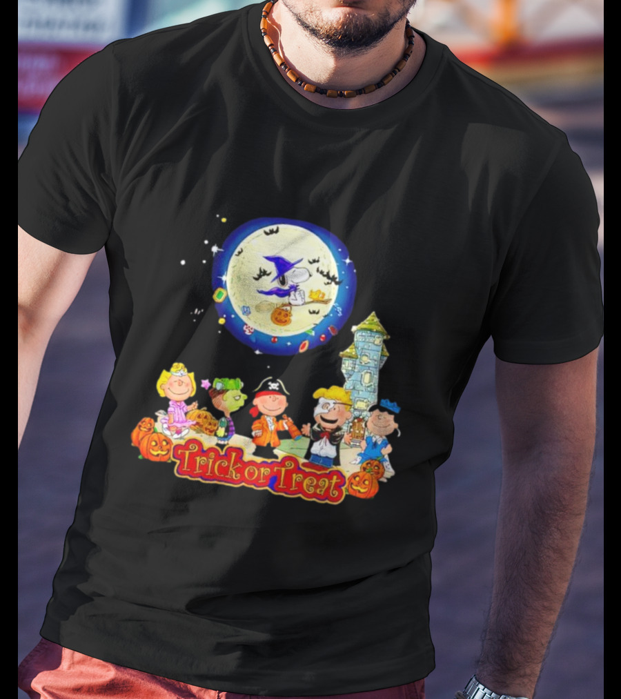 Peanuts Trick Or Treat Halloween Snoopy And Friends Moon Costumes T-Shirt