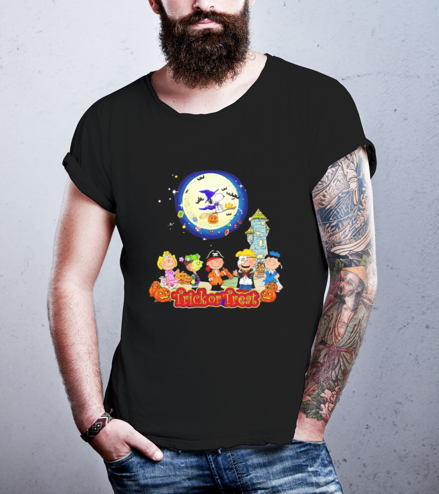 Peanuts Trick Or Treat Halloween Snoopy And Friends Moon Costumes T-Shirt