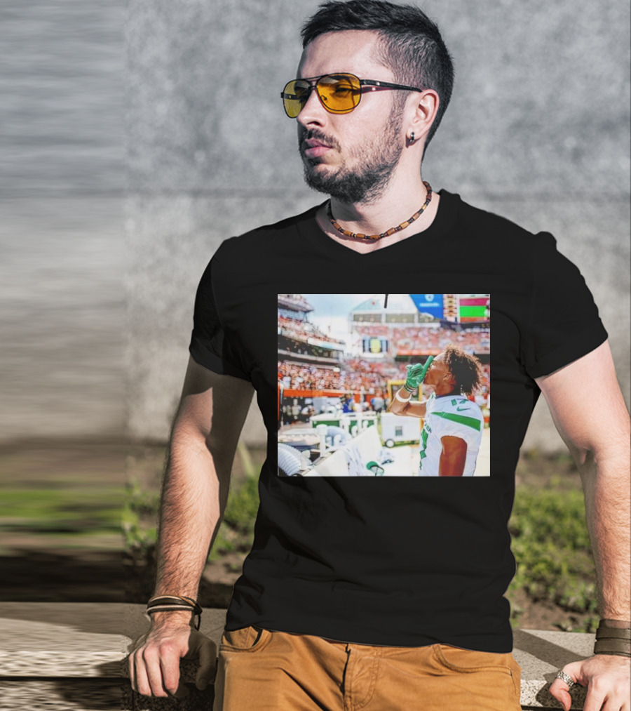 Trending Garrett Wilson Shhh Football Silence T-Shirt