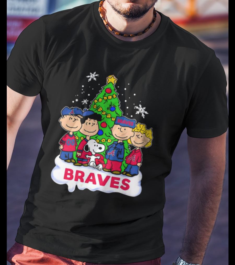 Peanuts Characters Atlanta Braves Christmas Tree Snowflakes T-Shirt