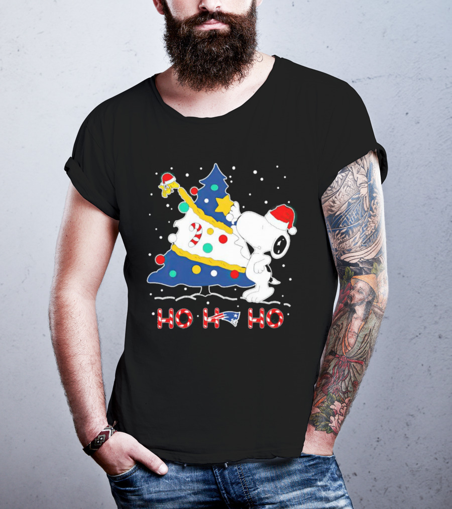 Snoopy Woodstock Decorating Christmas Tree New England Patriots Ho Ho Ho T-Shirt