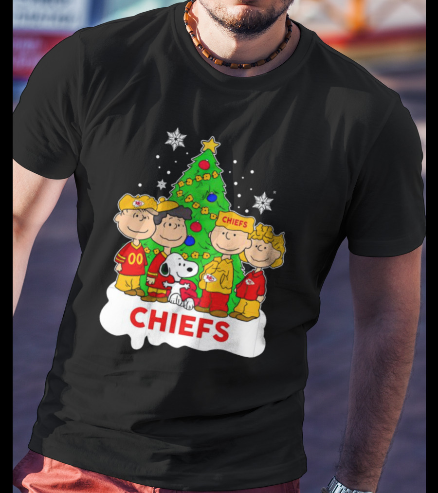 Peanuts Characters Chiefs Christmas Tree T-Shirt