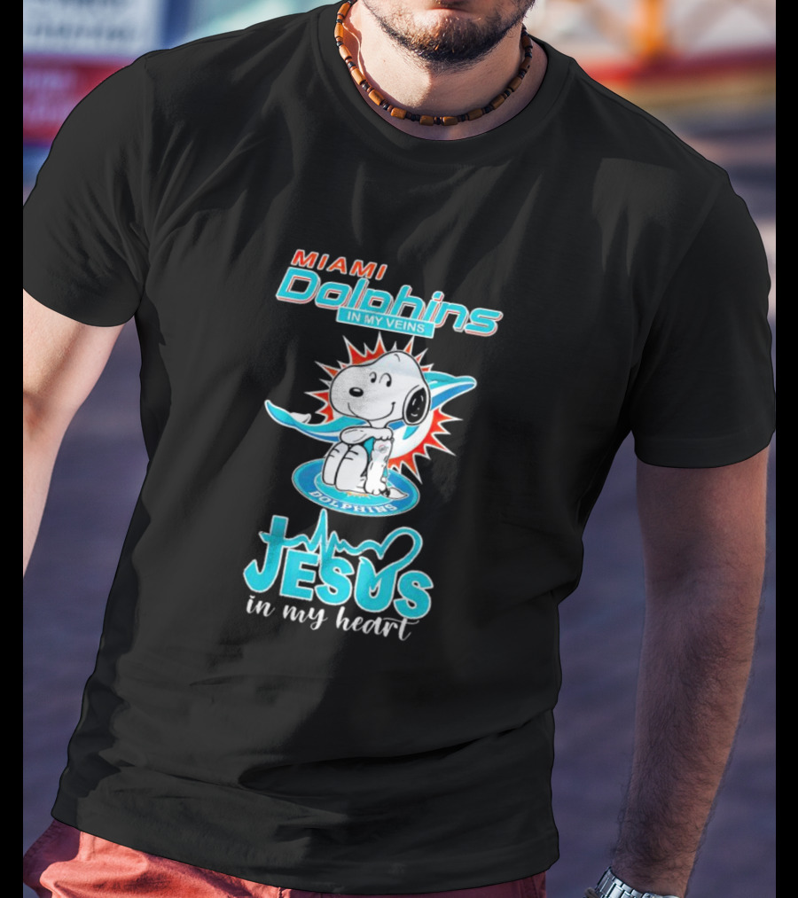 Snoopy Miami Dolphins In My Veins Jesus In My Heart T-Shirt