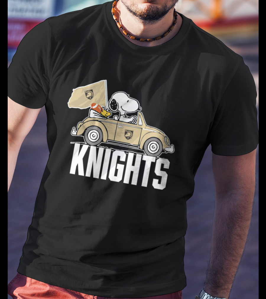Snoopy And Woodstock Driving Car Army Black Knights Flag T-Shirt
