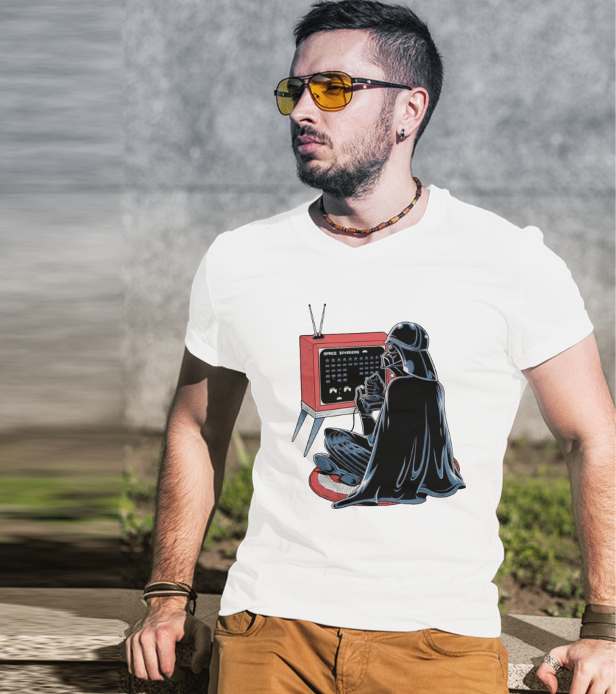 Darth Vader Playing Space Invaders Retro Gaming Scene T-Shirt