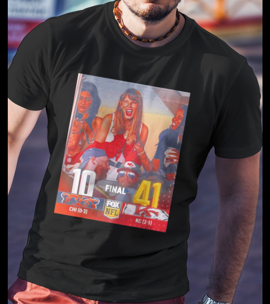 Taylor's Excitement In Travis Kelce Suite At Kansas City Chiefs Game Victory Over Chicago T-Shirt