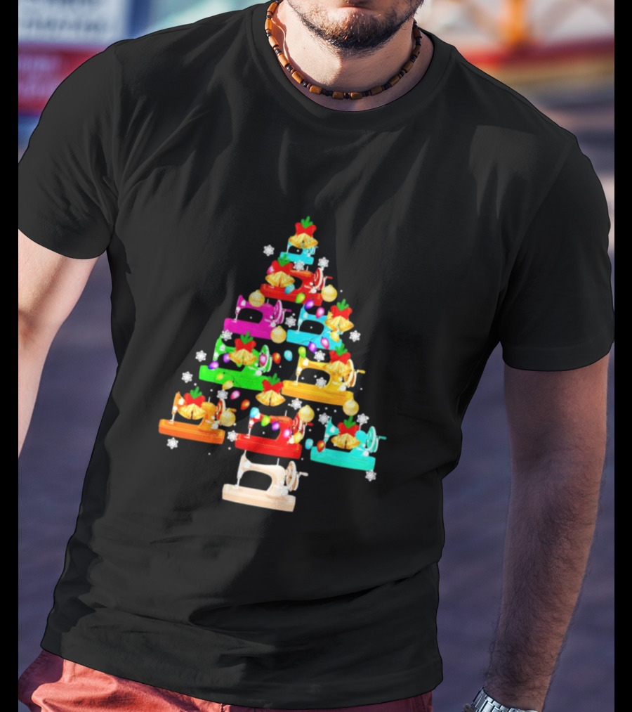 Quilt Sewing Lover Christmas Tree Sewing Machine Festive T-Shirt