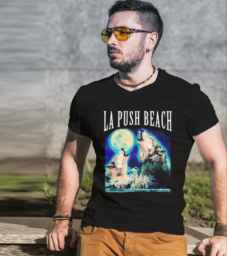 La Push Beach Wolves Howling At Full Moon T-Shirt