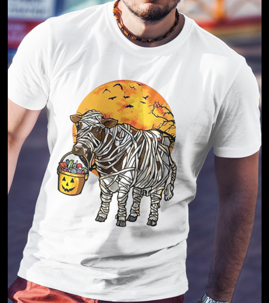 Mummified Cow Trick-or-Treating Under Full Halloween Moon T-Shirt