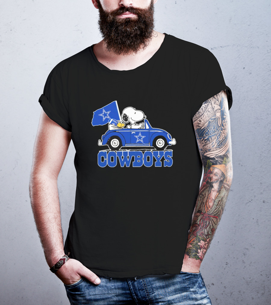 Snoopy And Woodstock Driving Car Cowboys Flag T-Shirt