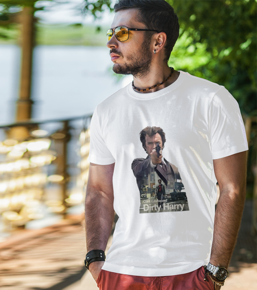 Clint Eastwood Dirty Harry Iconic Movie Scene With Gun And Urban Background T-Shirt