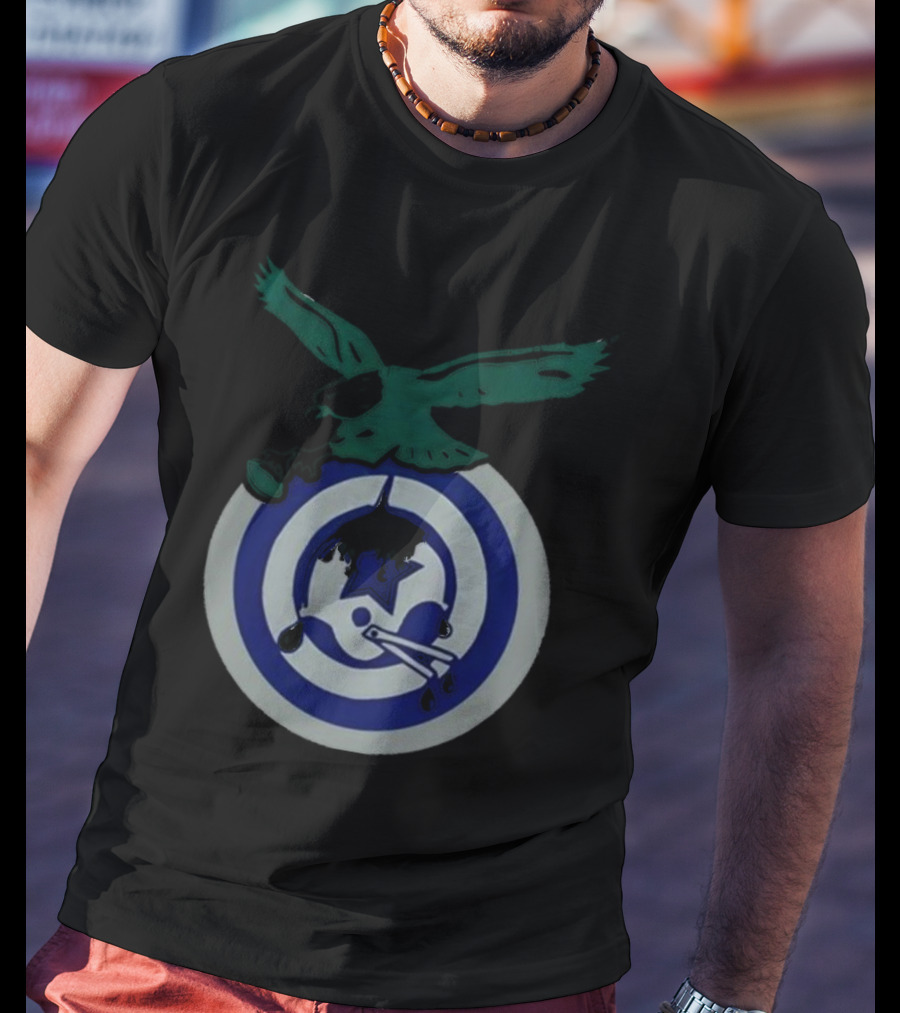 Philadelphia Eagles Dumping On Dallas Cowboys T-Shirt