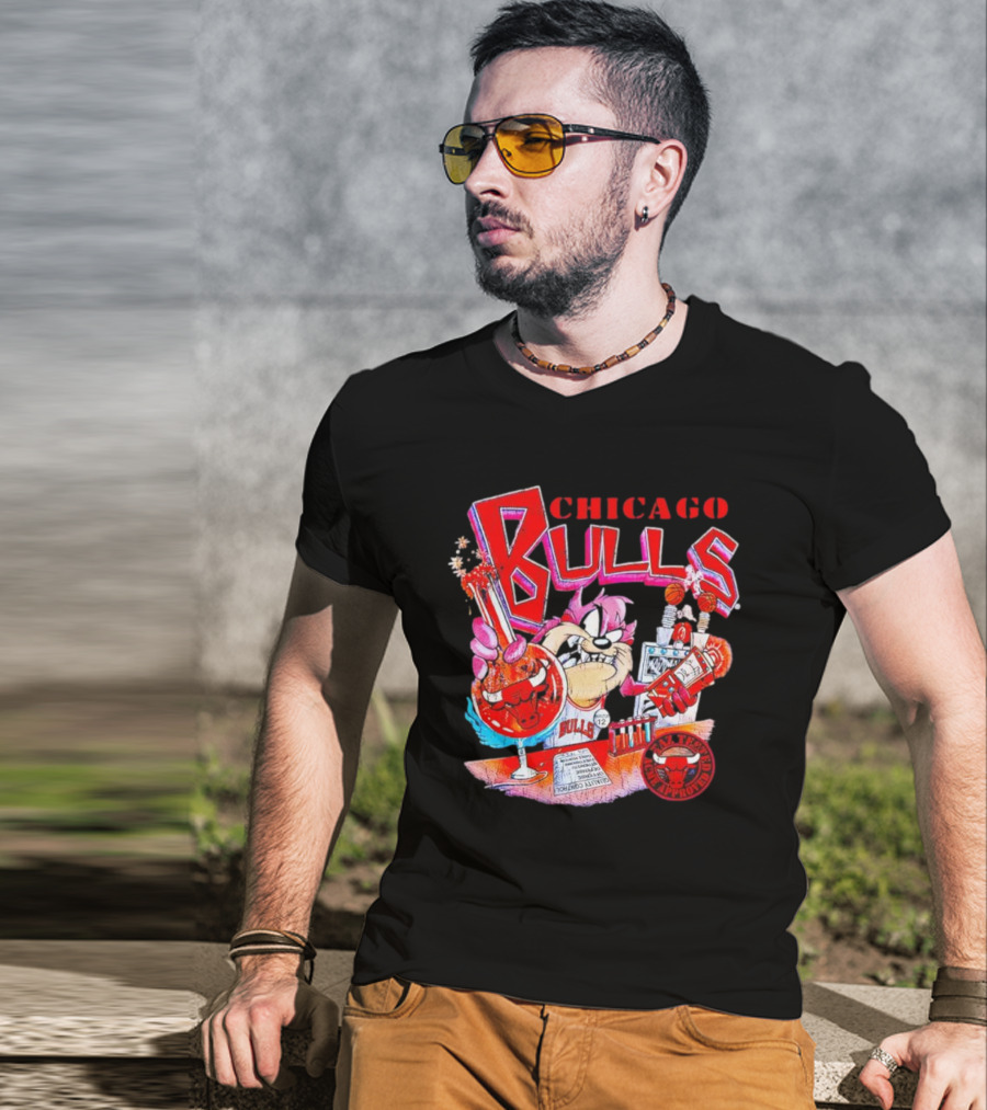 Chicago Bulls Taz NBA Mixology Martian Laboratory Mayhem T-Shirt