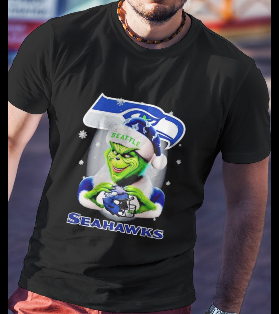 Seattle Seahawks Christmas Grinch Holding Football Helmet T-Shirt