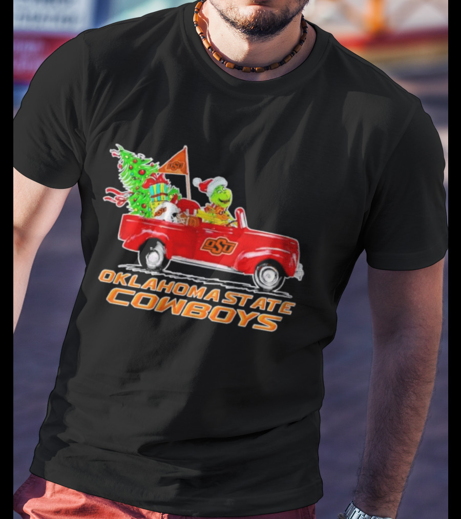 Oklahoma State Cowboys Christmas Grinch And Dog Driving Red OSU Car With Tree And Presents T-Shirt